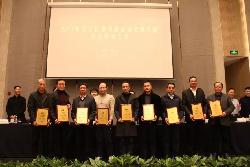 d67381cbcce4c95271f0c04f401e3c09