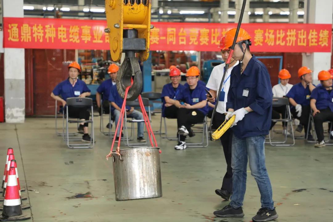 584845b11d65fdb0afd1c97b382fd9df